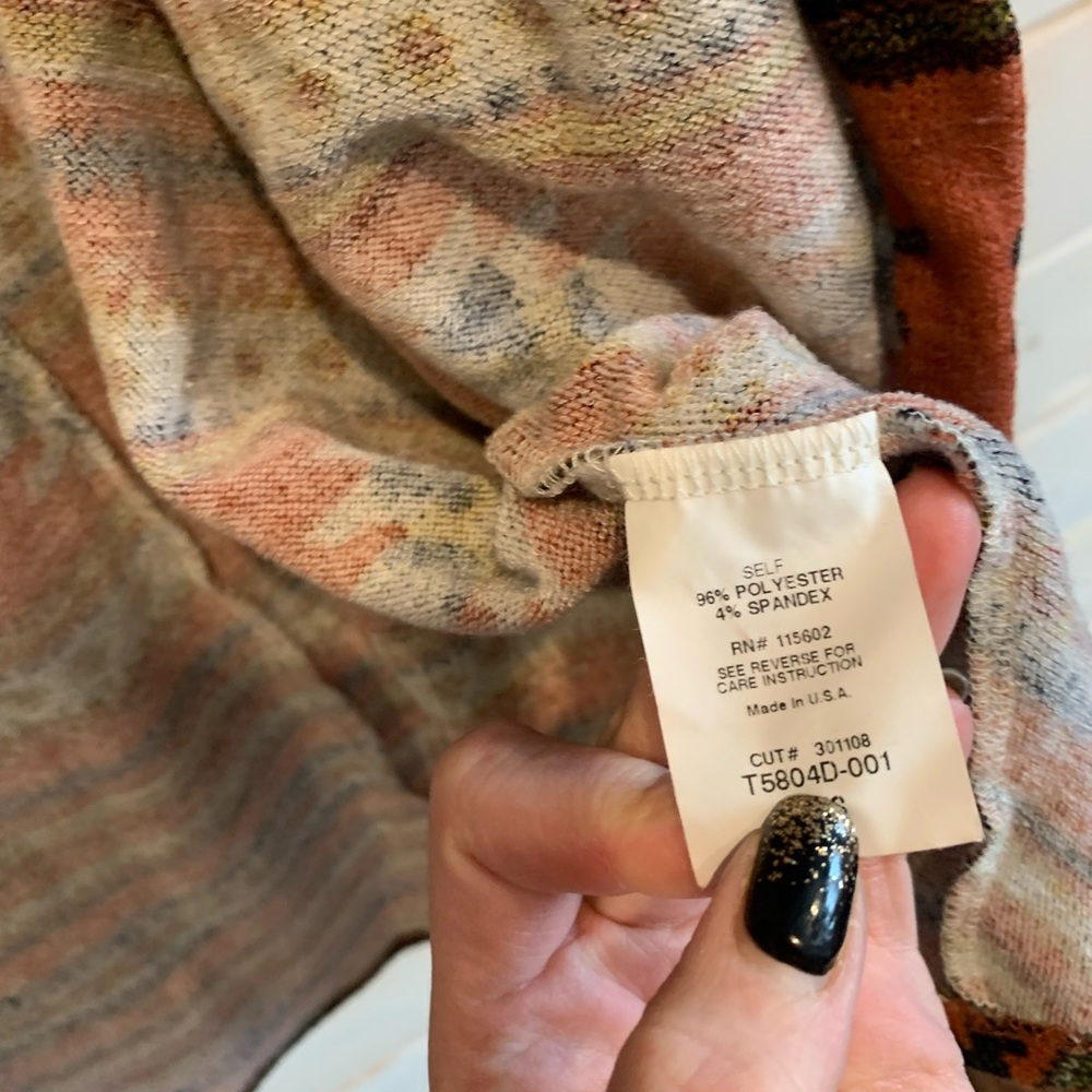 Lush | Boho Aztec Cardigan - Picture 4 of 7